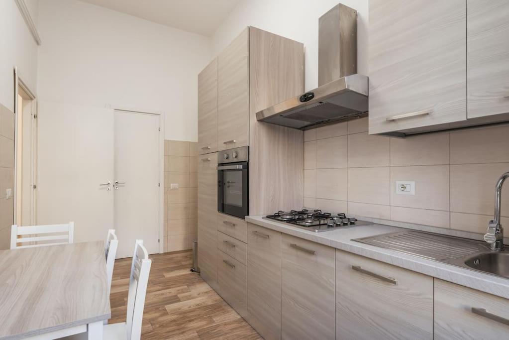 רומא Wmr Apartment Near Vatican מראה חיצוני תמונה